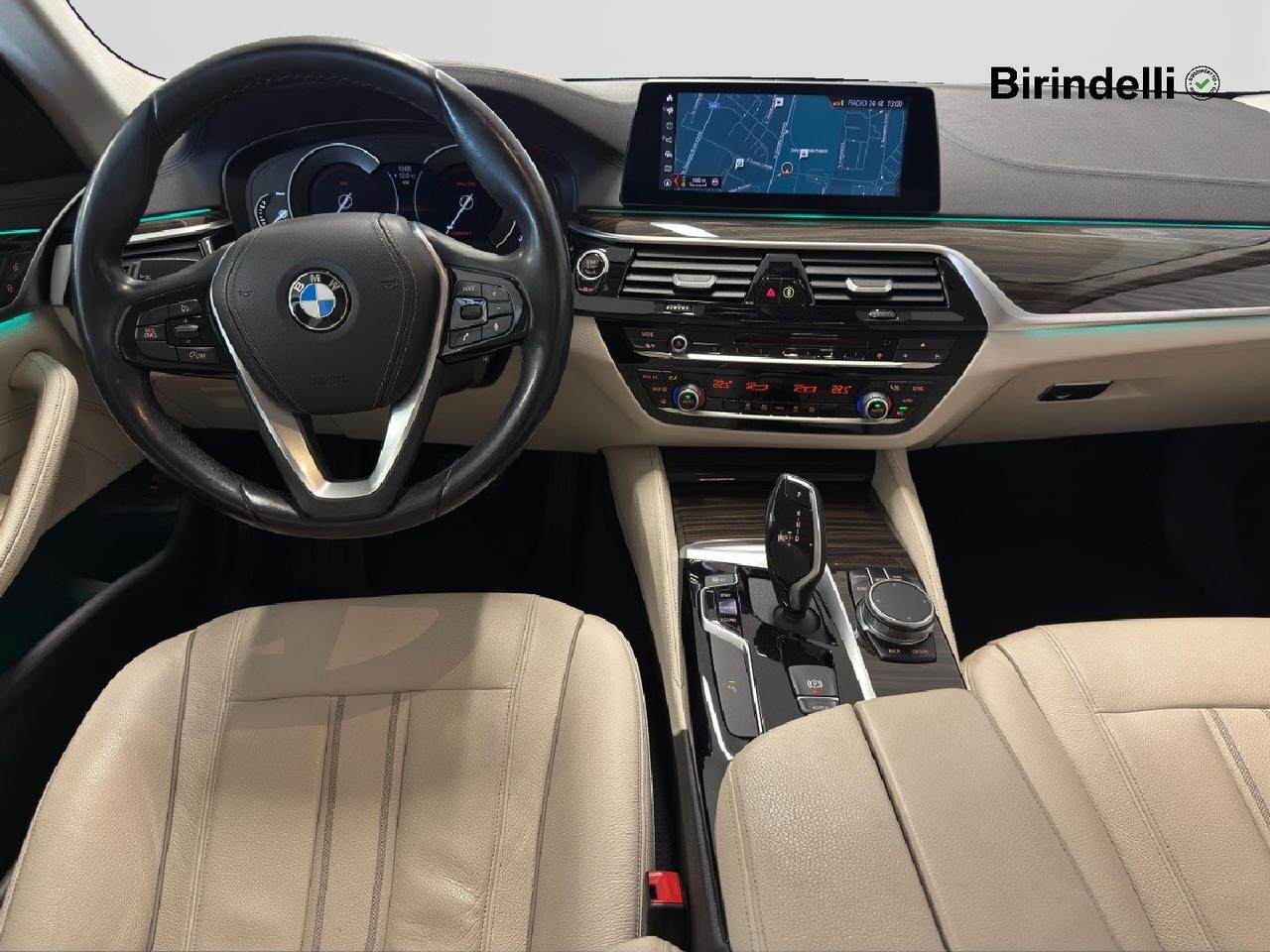 BMW Serie 5(G30/31/F90) - 518d Touring Luxury
