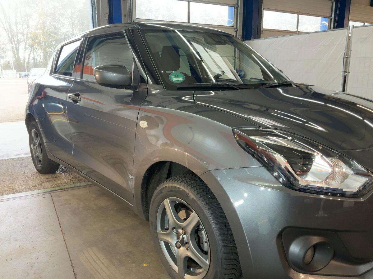 Suzuki Swift 1.2 Hybrid 4WD AllGrip Top