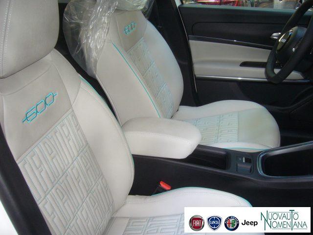 FIAT 600 Hybrid 110CV DCT6 MHEV La Prima NAVI / TELECAMERA