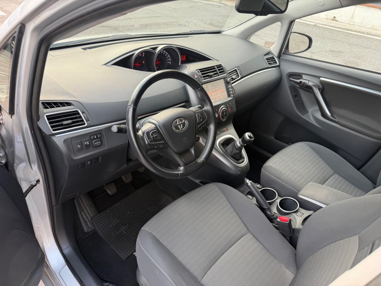 Toyota Verso 1.6 D-4D Active