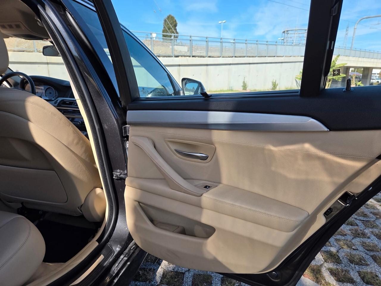 Bmw 525 525d xDrive Touring Luxury