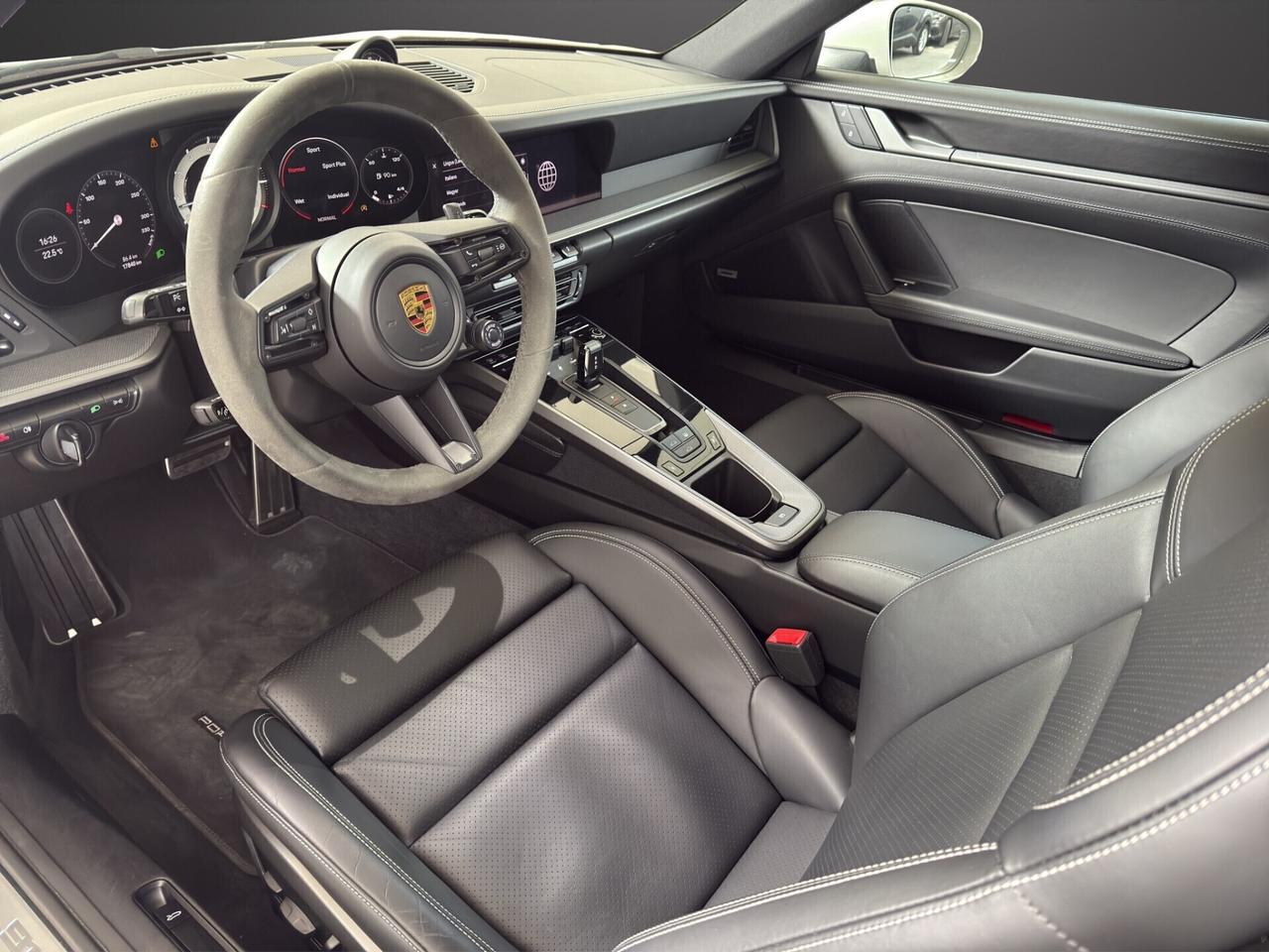 Porsche 911 992.1 Carrera 4S