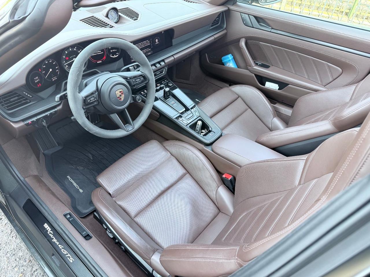 Porsche 911 Targa 3.0 4 GTS auto