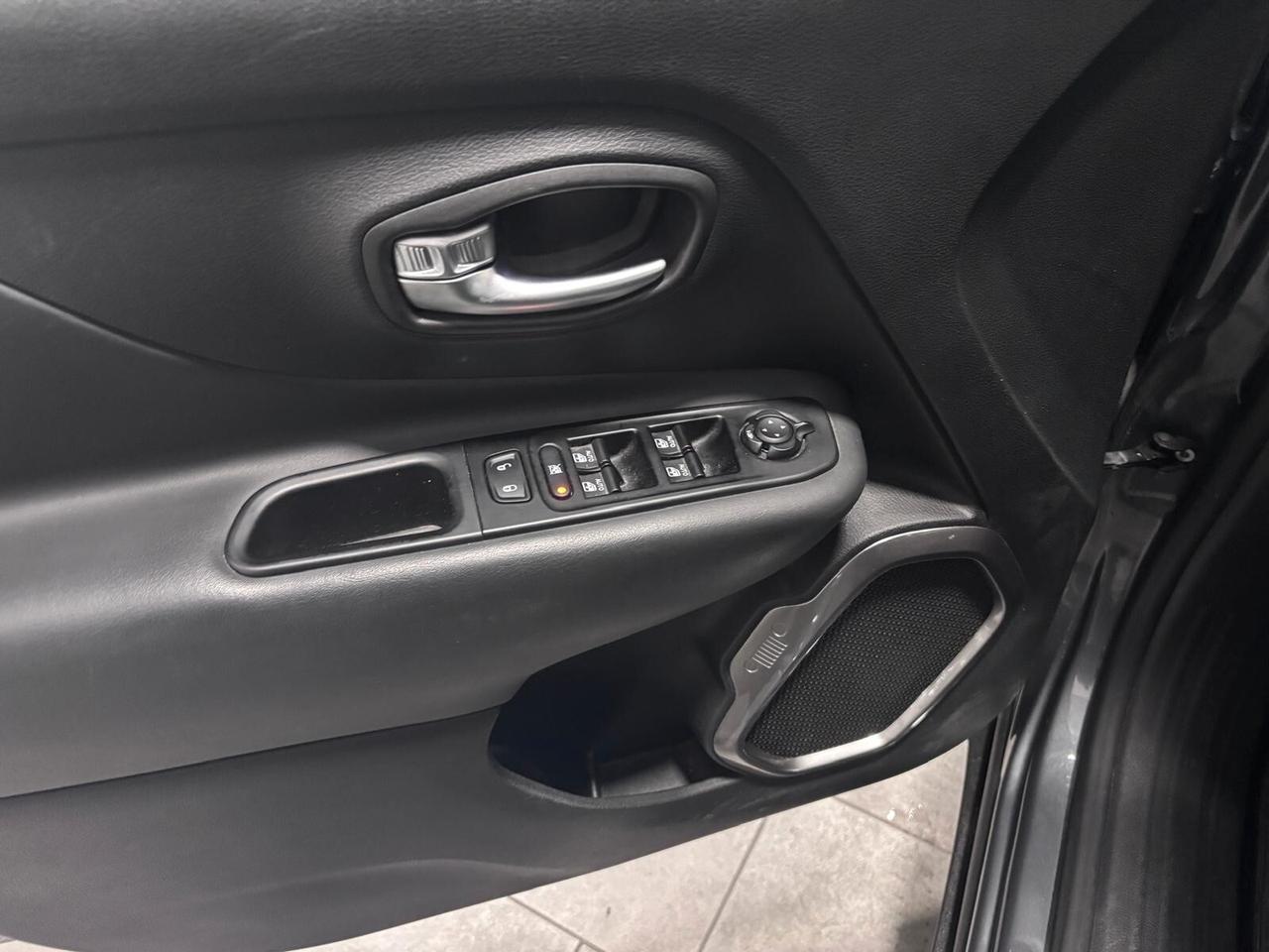 JEEP RENEGADE 1.6 MJT 131CV LIMTED LED-NAVI