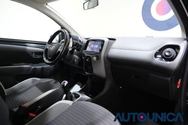 TOYOTA Aygo 1.0 VVT-I 72 CV 5 PORTE CONNECT NEOPATENTATI