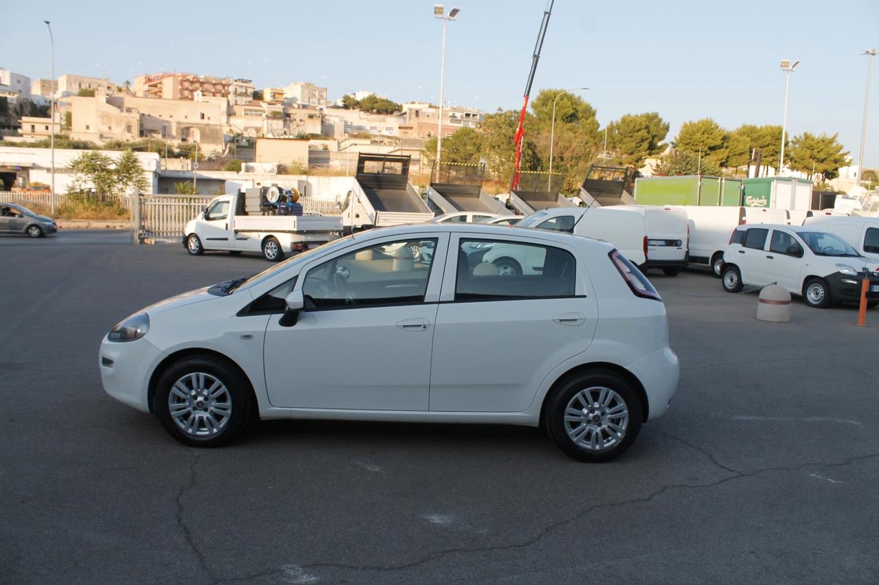 Fiat Punto 1.3 MJT II 75 CV 5 porte Street