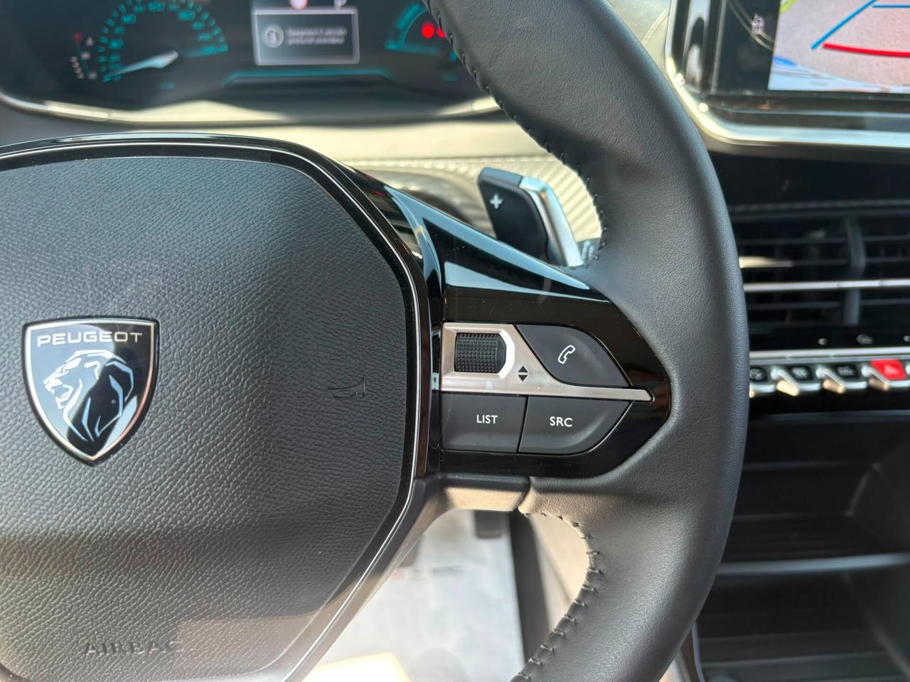 Peugeot 208 Hybrid 110 e-DCS6 Style