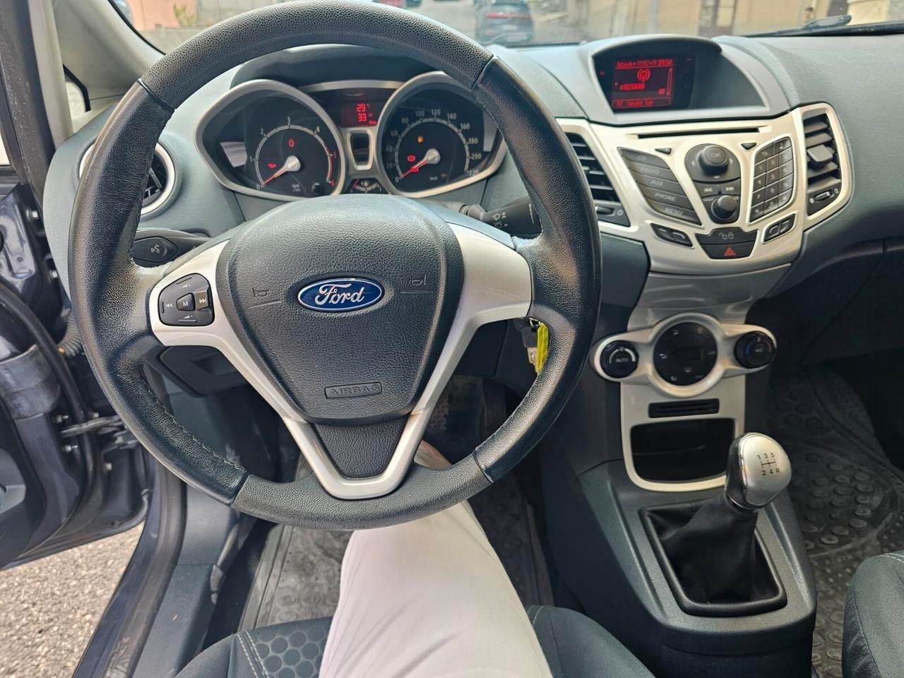 Ford Fiesta 1.4 TDCi 5p. Titanium