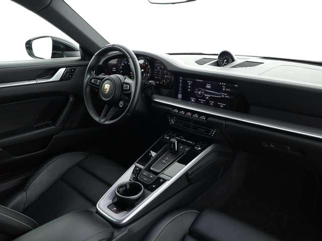 Porsche 992 coupe 3.0 carrera 4s auto