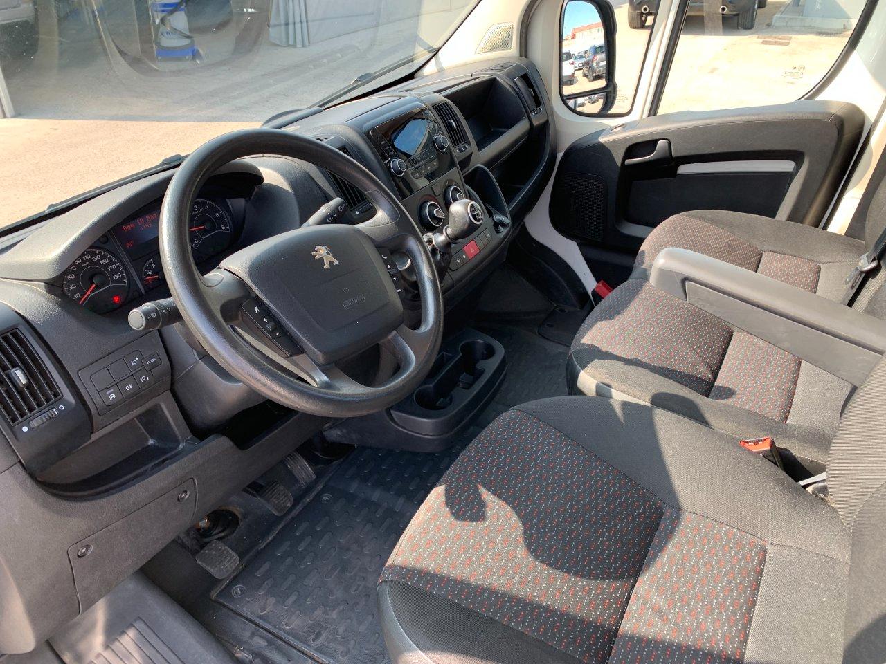 PEUGEOT Boxer Ribaltabile Trilaterale Cassone Fisso