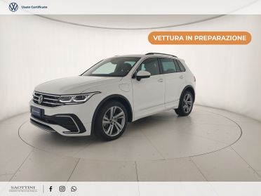 1.4 TSI eh R-line DSG