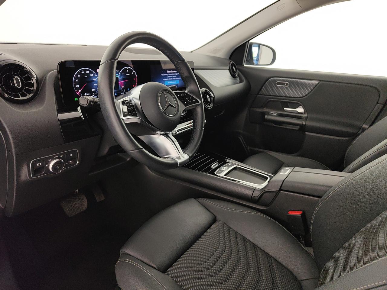 Mercedes-Benz GLA 180 d Advanced auto