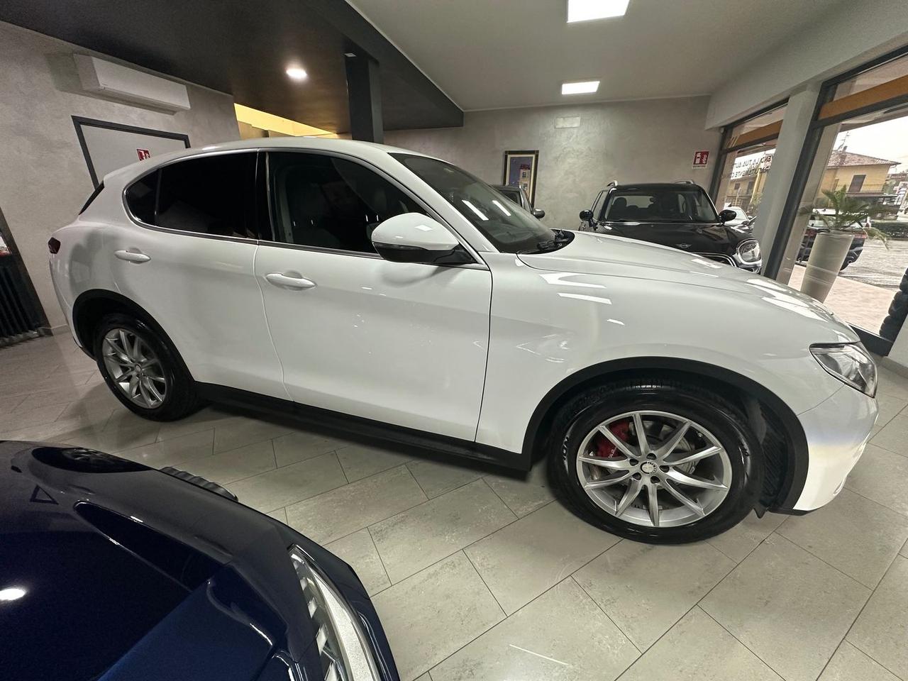 Alfa Romeo Stelvio Business 2.2 #7078