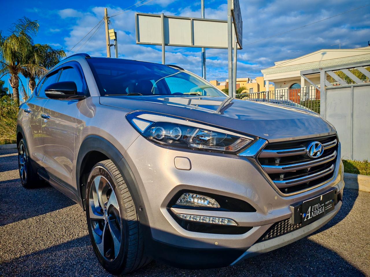 Hyundai Tucson 1.7 CRDi Tetto Pelle navig cam