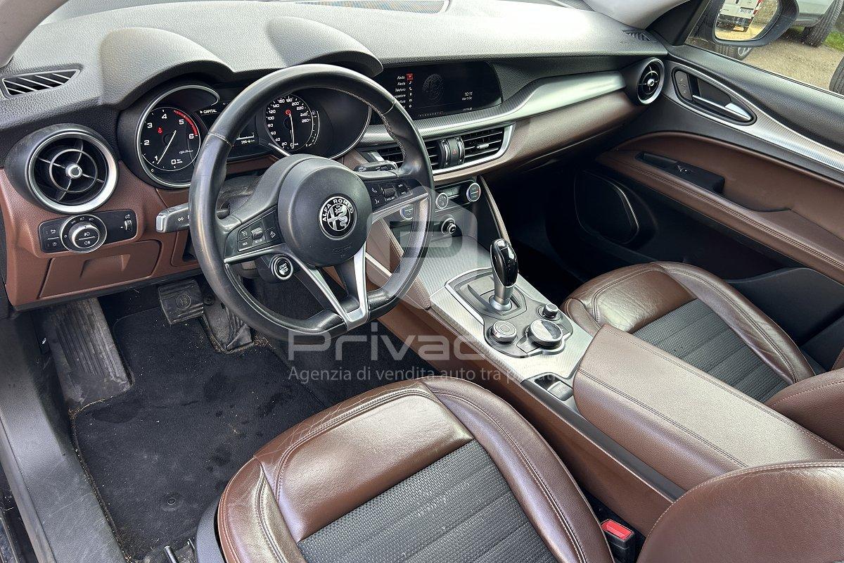 ALFA ROMEO Stelvio 2.2 Turbodiesel 180 CV AT8 RWD Super