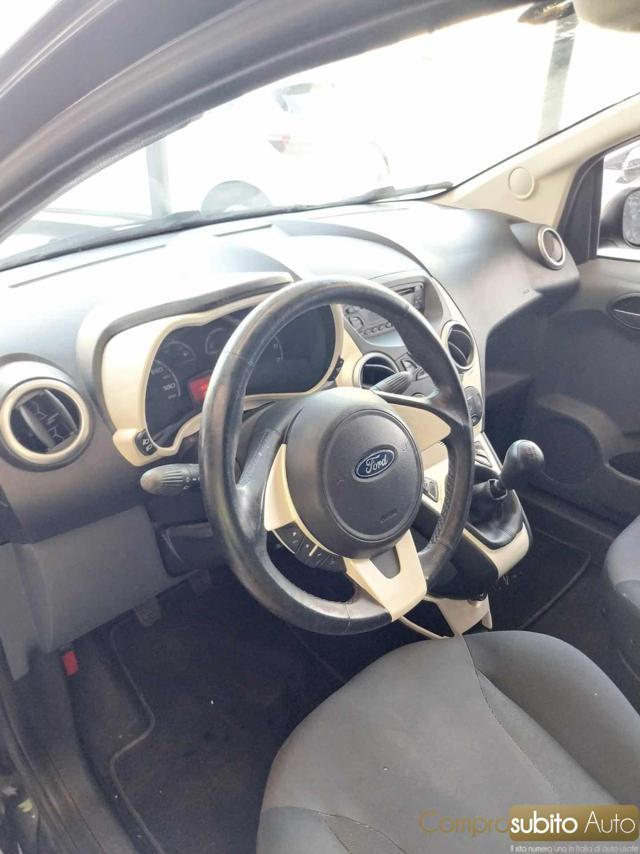 FORD Ka+ 1.3 TDCi 75CV Titanium cDPF Bs.