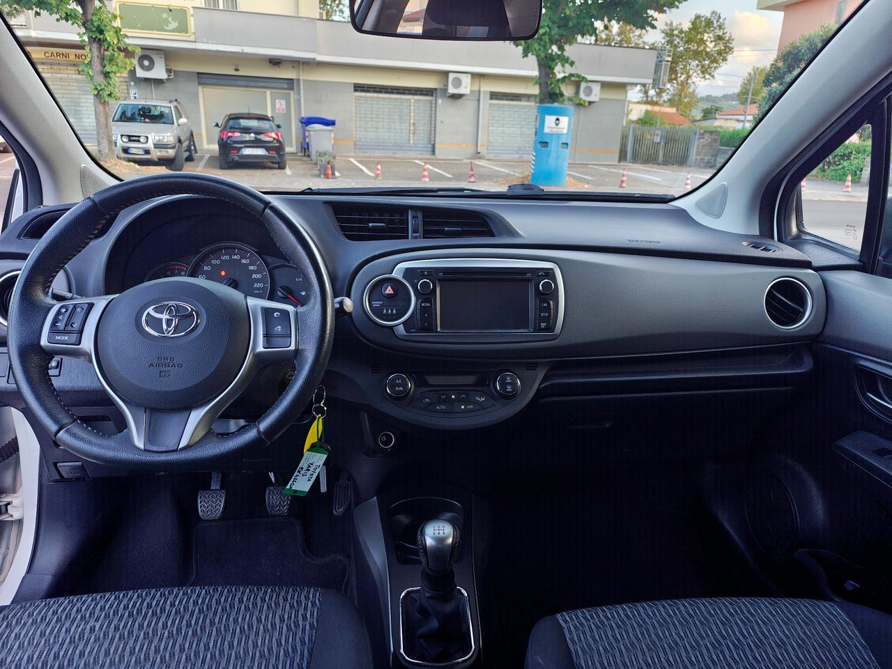 Toyota Yaris 1.0 5 porte Lounge