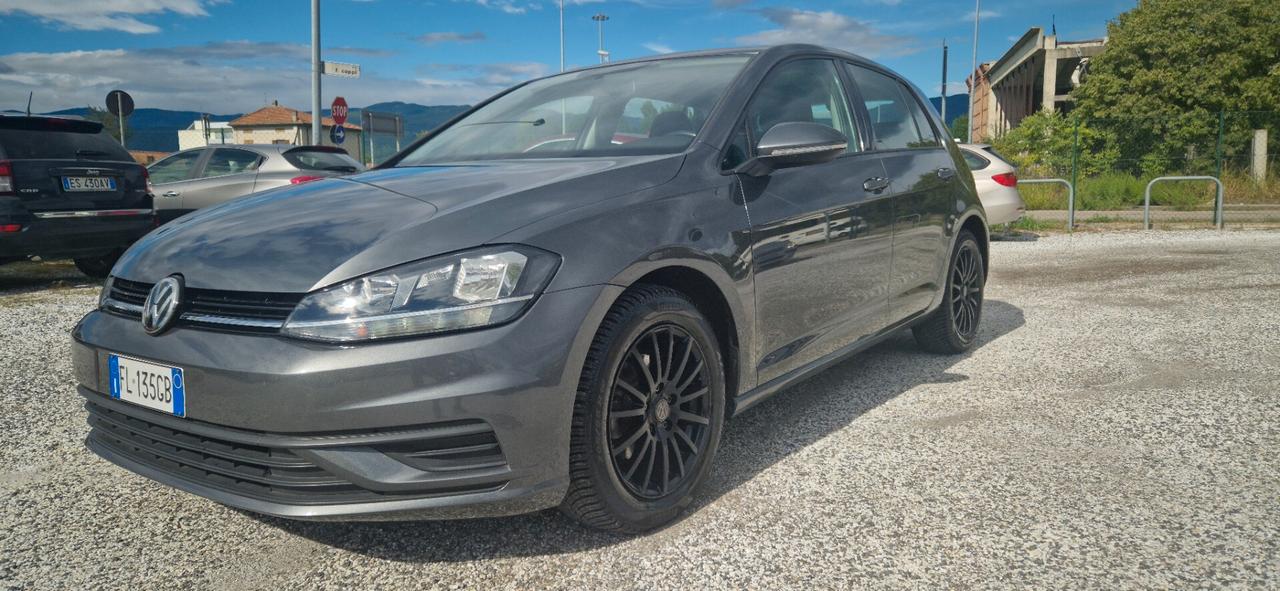 Volkswagen Golf 7 1.6 TDI 90 cv ADATTA A NEOPATENTATI