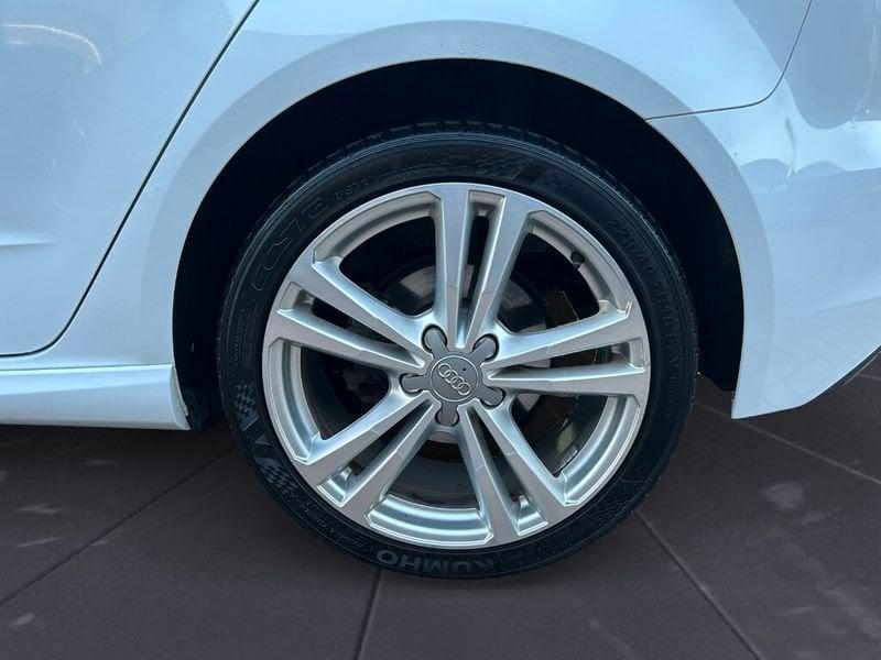 Audi A3 Sportback e-tron A3 SPB 40 e-tron S tronic