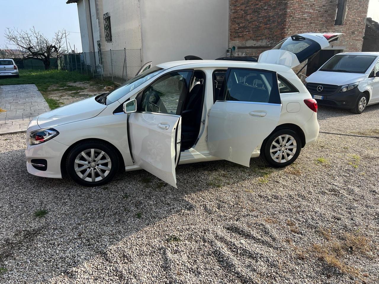 Mercedes-benz B 180 d Automatic Premium