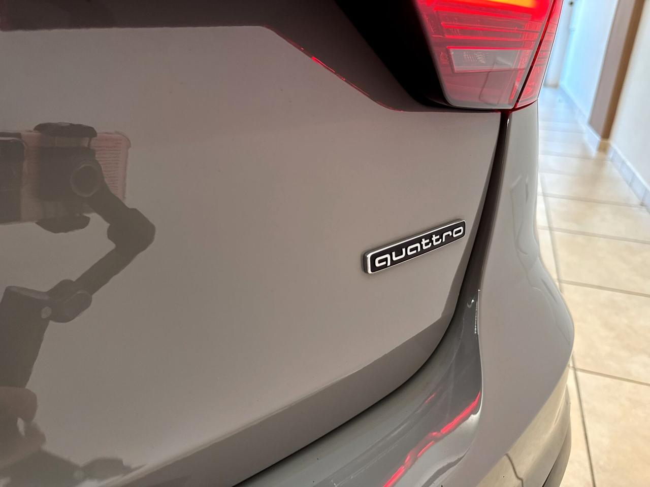 Audi A4 40 TDI quattro S tronic line edition