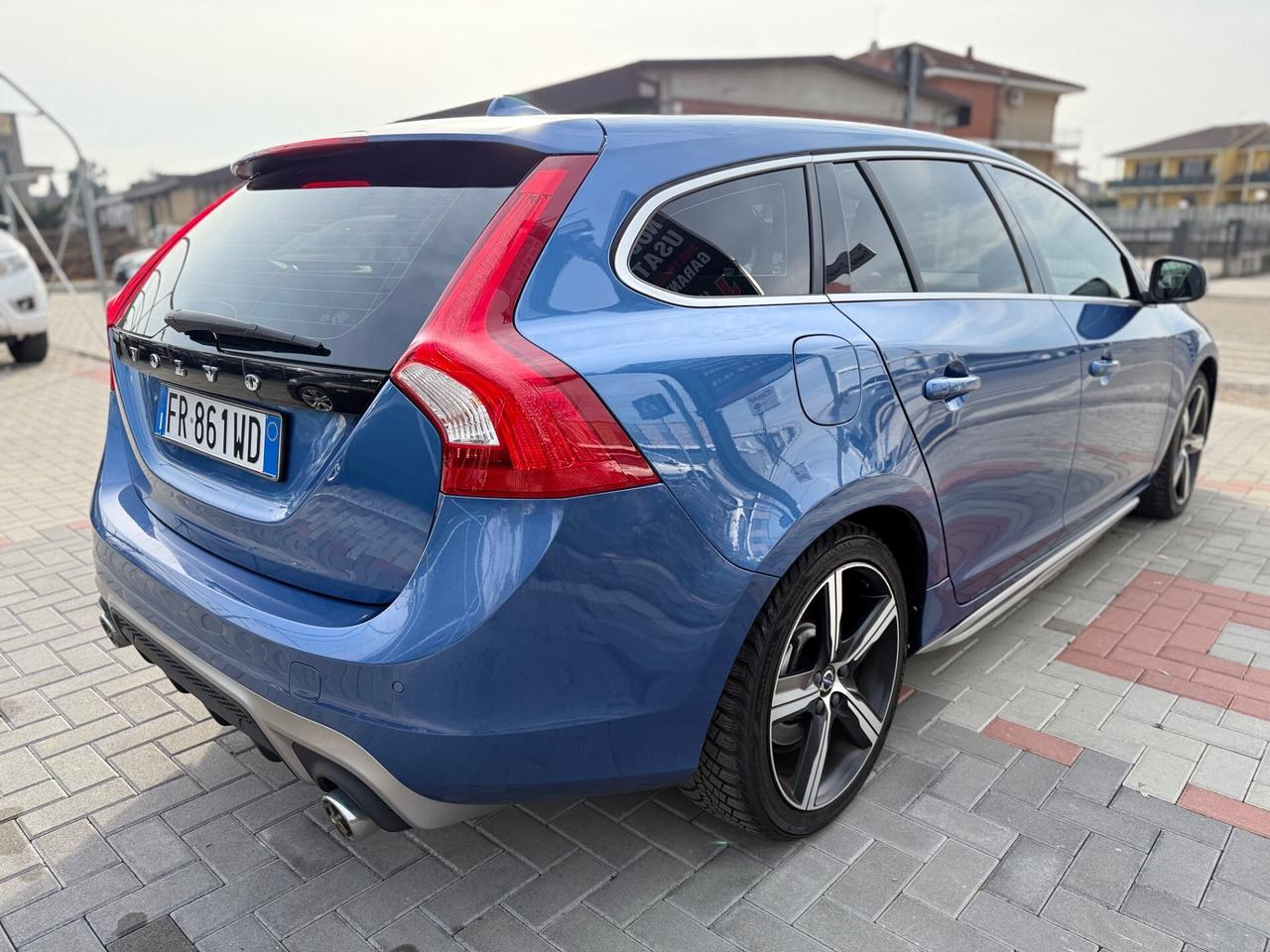 Volvo V60 R-design *AUTOMATICA *TETTO