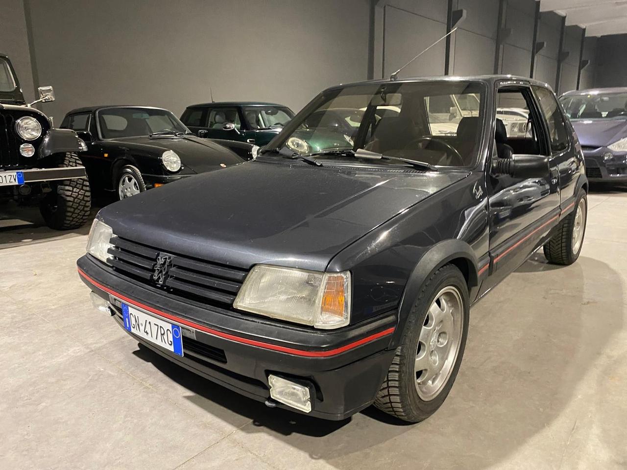 Peugeot 205 1.9 3 porte GTI da amatori.