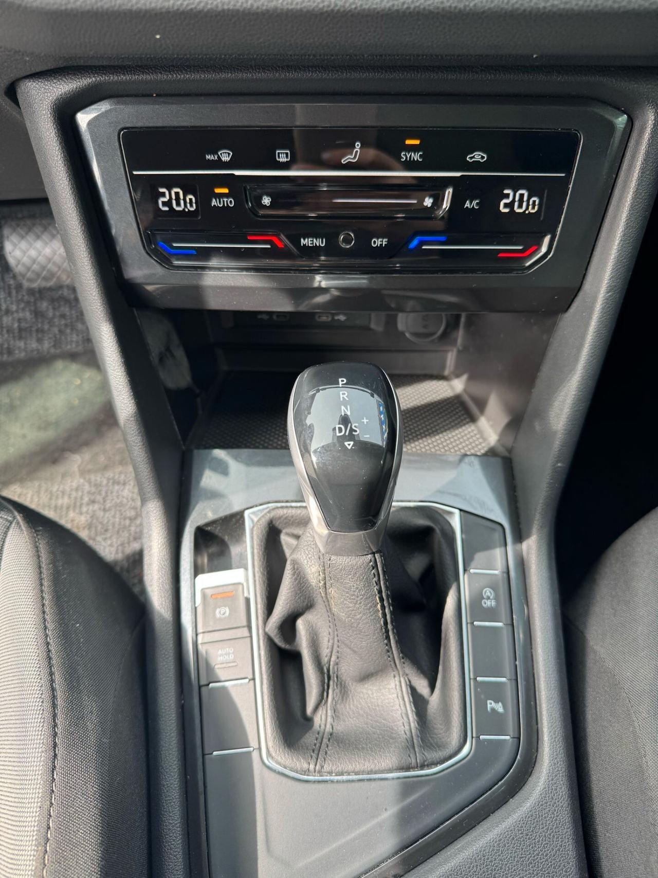 Volkswagen Tiguan 2.0 TDI 150 CV SCR DSG Elegance