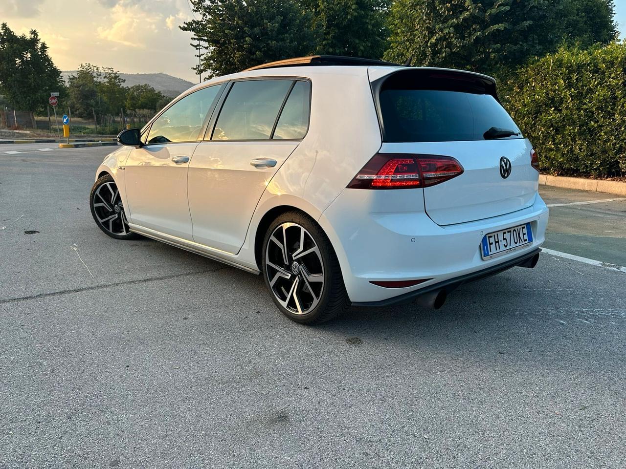 Volkswagen Golf GTD 2.0 TDI DSG 5p. BlueMotion Technology
