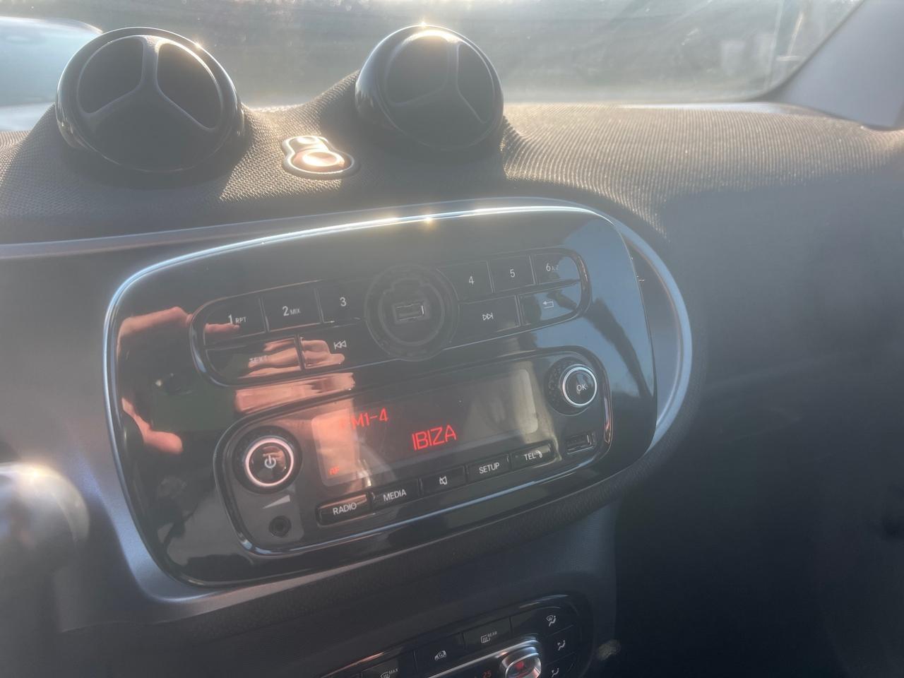 Smart ForTwo 1.0 52KW twinamic Passion-2017