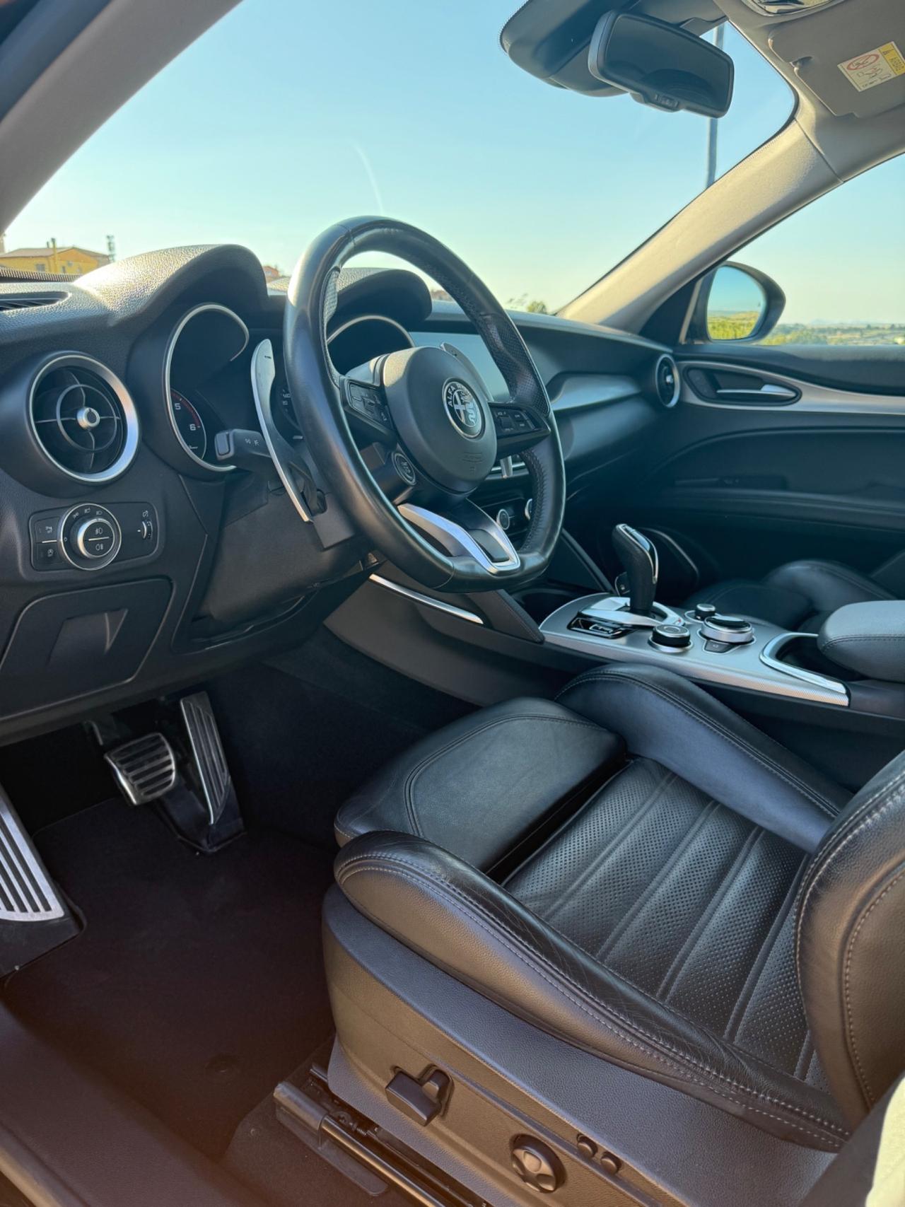 Alfa Romeo Stelvio 2.2 Turbodiesel 210 CV AT8 Q4 Veloce