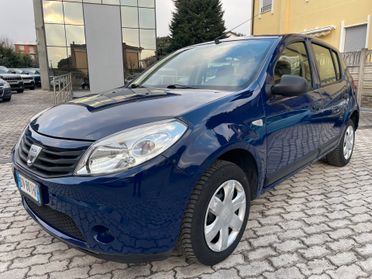 Dacia Sandero 1.6 8V Lauréate NEOPATENTATI