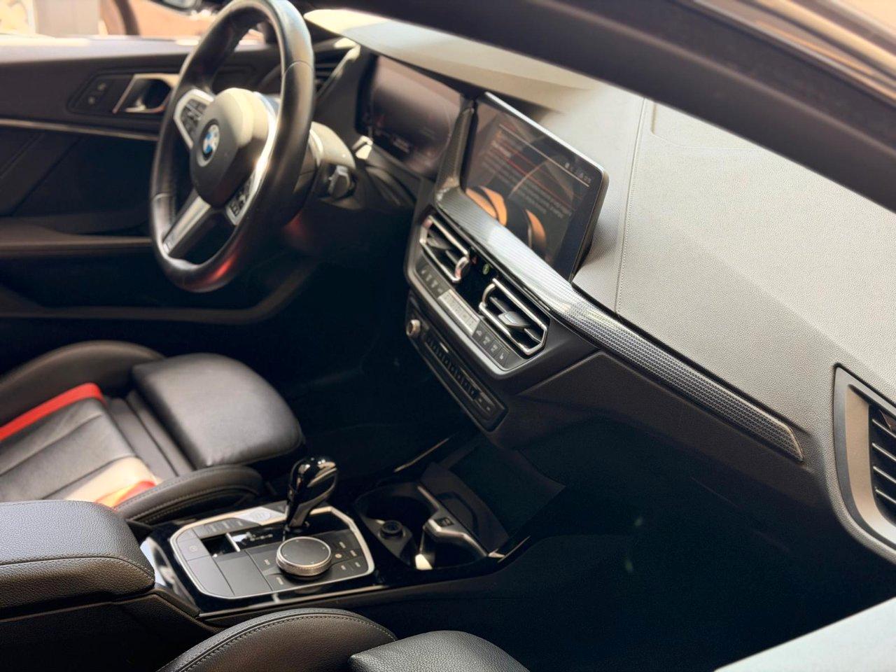 BMW 118 i ColorVision Edition 136cv auto