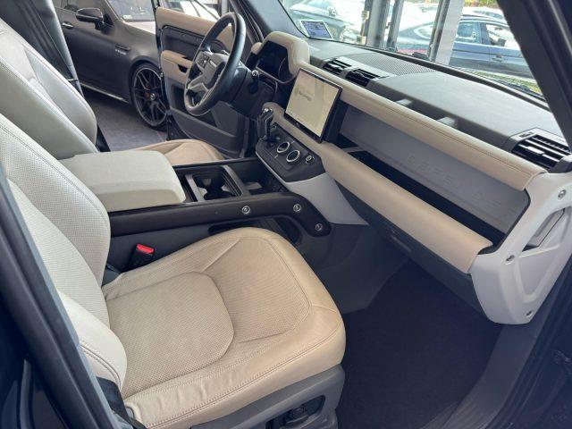 LAND ROVER Defender 110 3.0D I6 200 CV AWD Auto SE AUTOCARRO