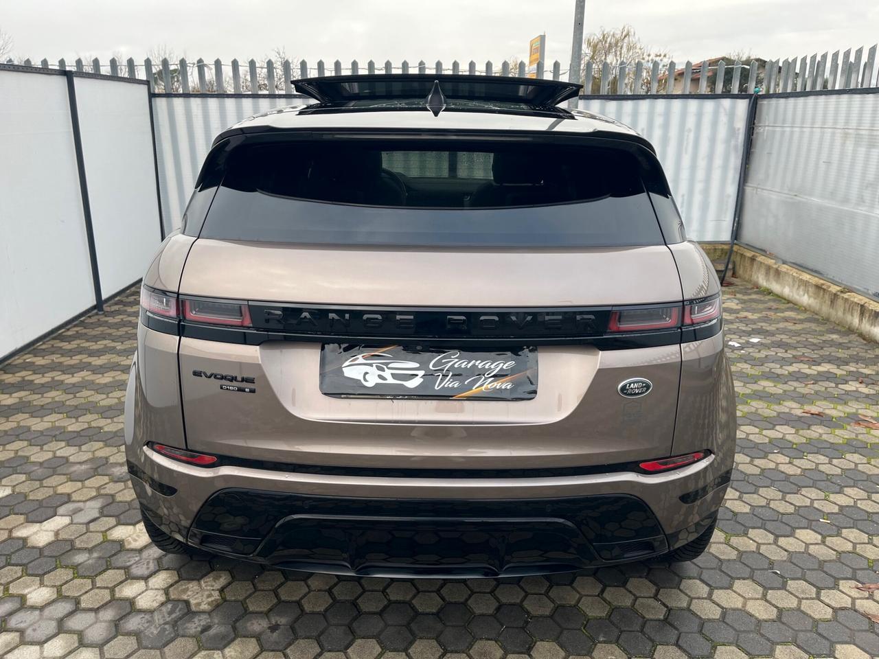 Land Rover Range Evoque 2.0D I4 180 CV AWD Auto R-Dynamic SE