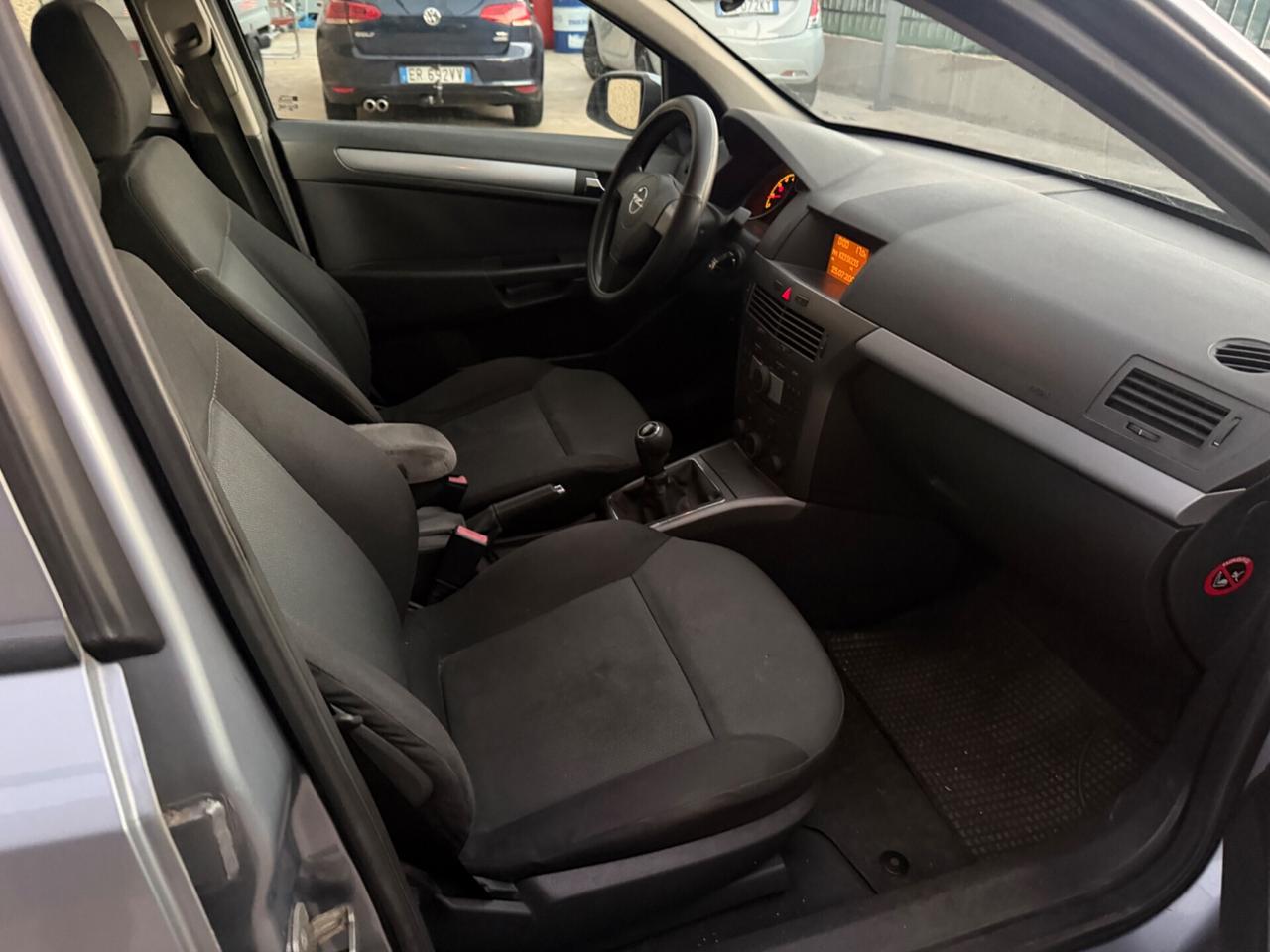 OPEL ASTRA 1.6 BENZINA EURO4 FAMIGLIARE
