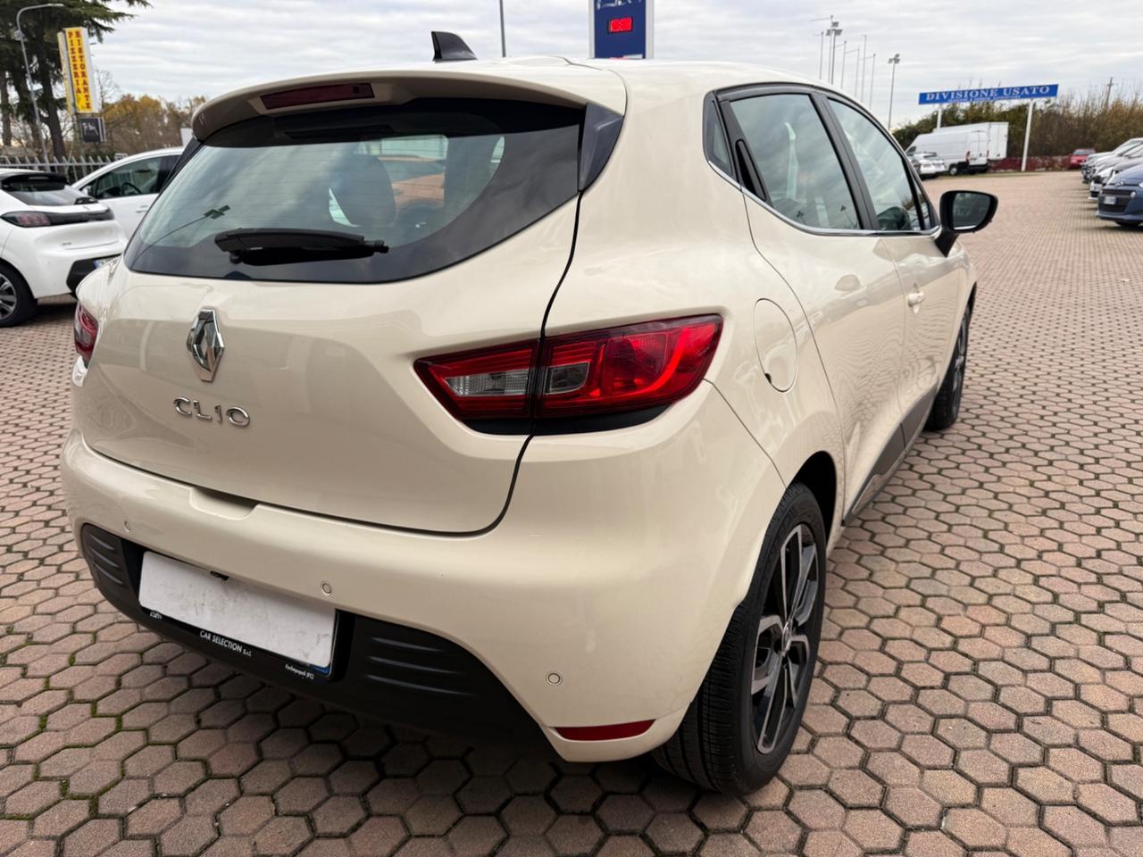 Renault Clio dCi 8V 90CV Start&Stop 82gr 5 porte OK NEOPATENTATI