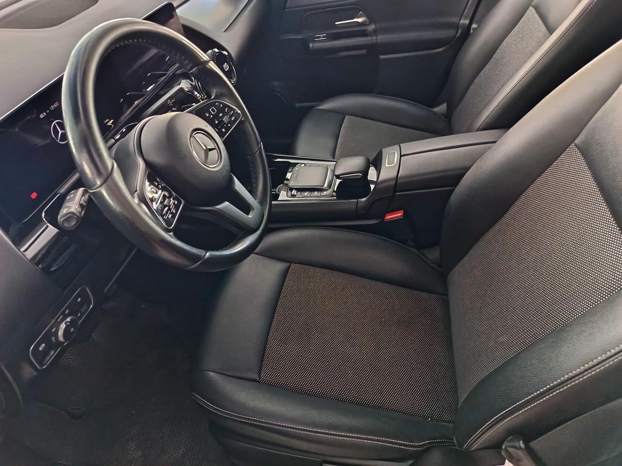 Mercedes-benz GLA 200 d Automatic Business