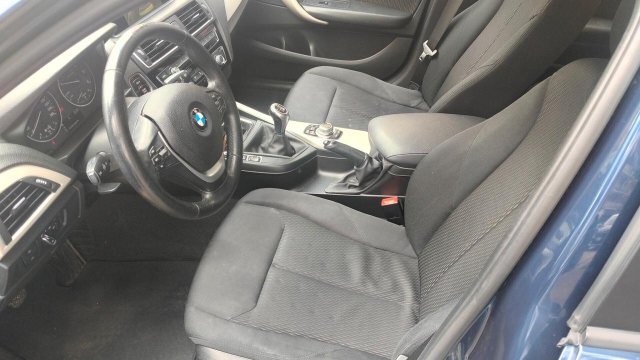 Bmw 116 116d 5p. Urban