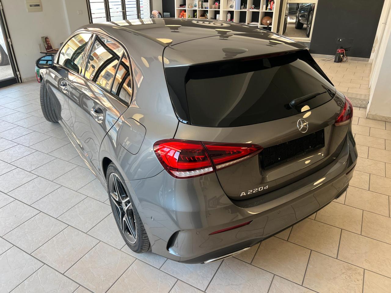 Mercedes-benz A 220 d Premium AMG 190CV