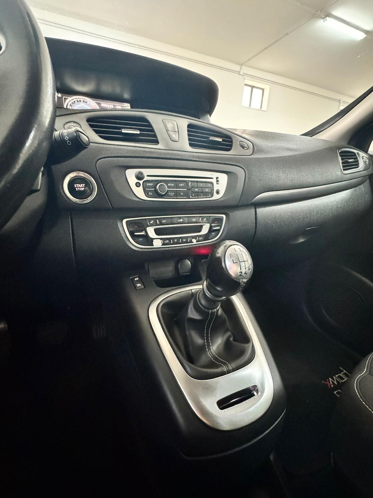 Renault Scenic Scénic dCi 110 CV EDC Limited