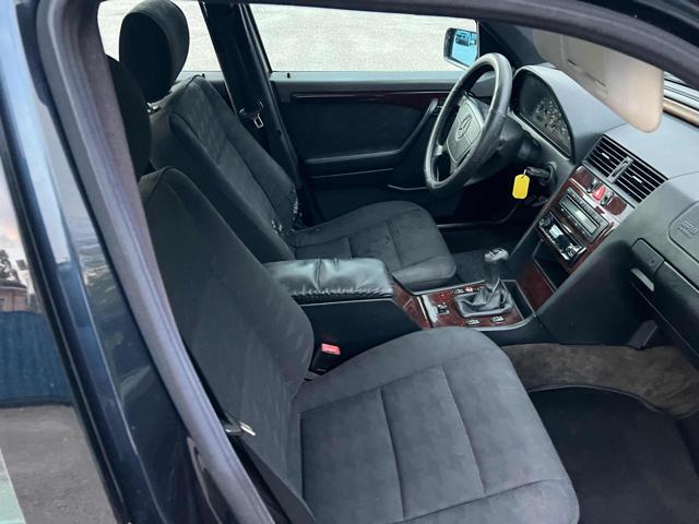 MERCEDES-BENZ C 180 cat Sport senza nessun lavoro da fare