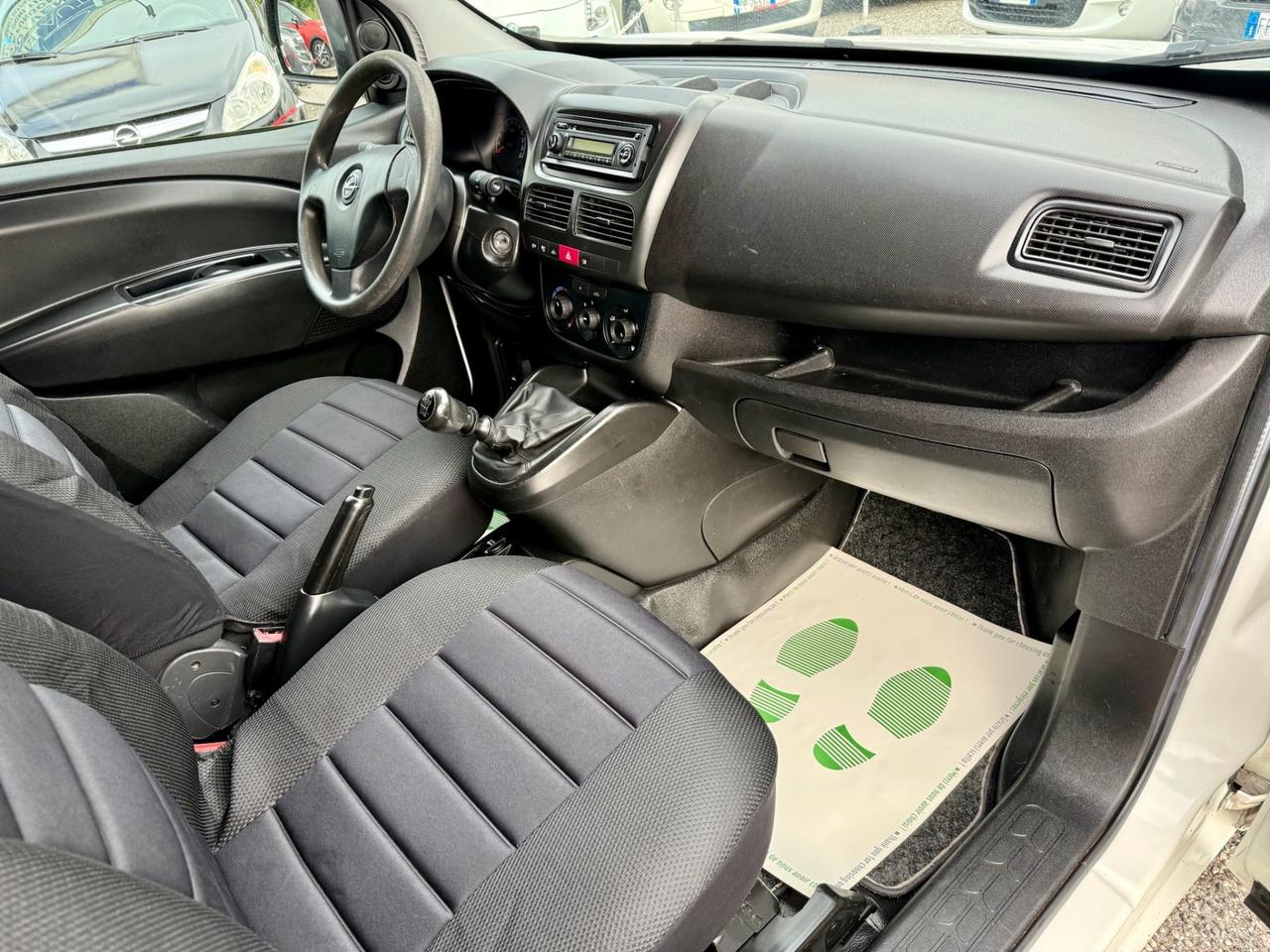 Opel Combo 1.4 Turbo EcoM Ok NEOPATENTATI