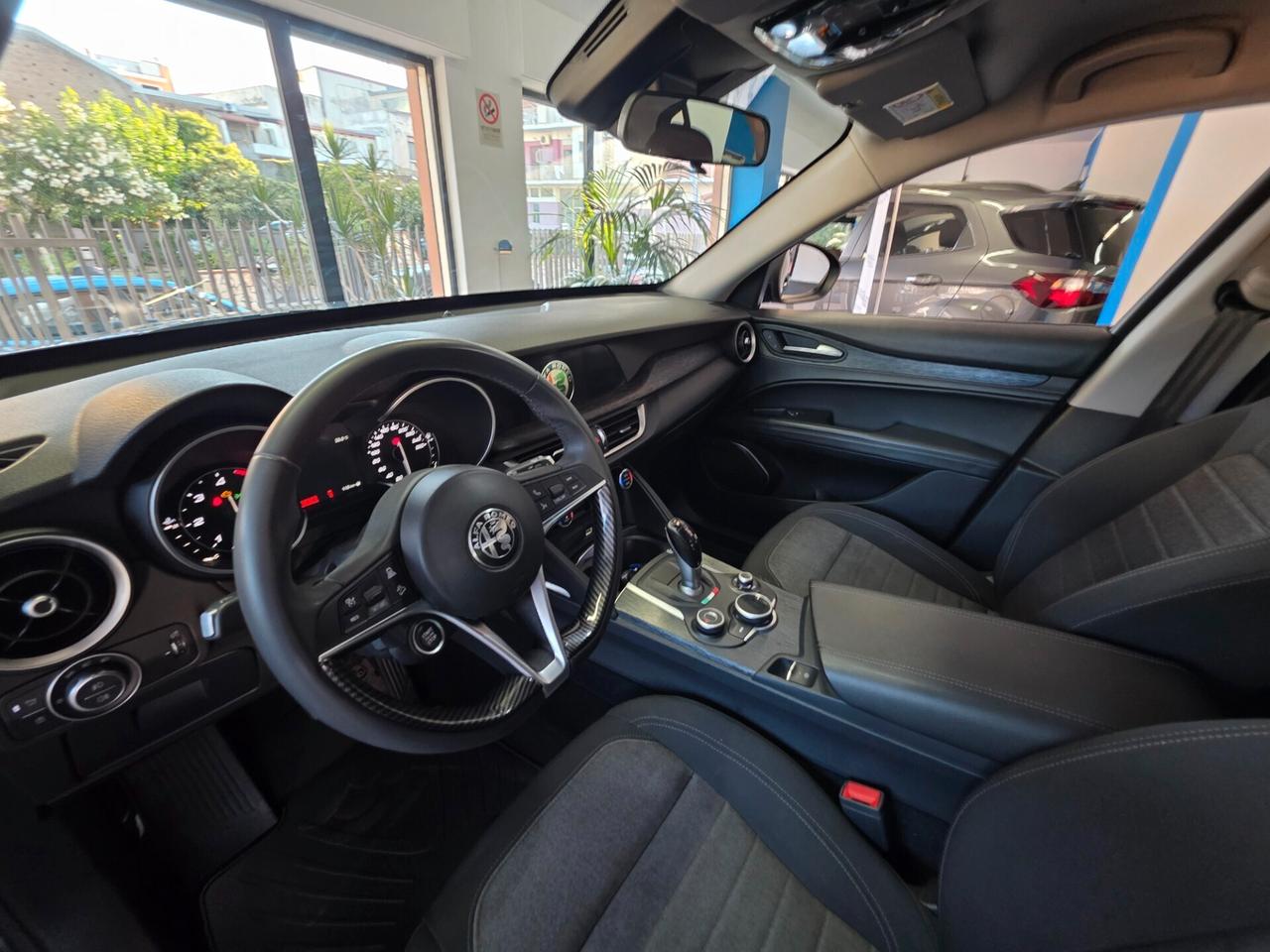 Alfa Romeo Stelvio 2.2 160cv AT8 2018 FINANZIABILE
