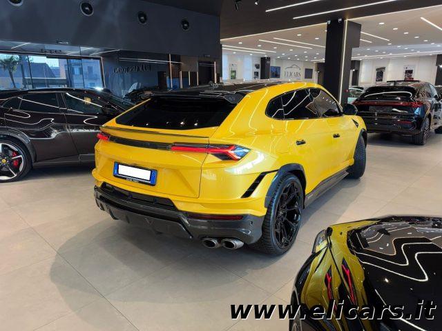 LAMBORGHINI Urus 4.0 Performante