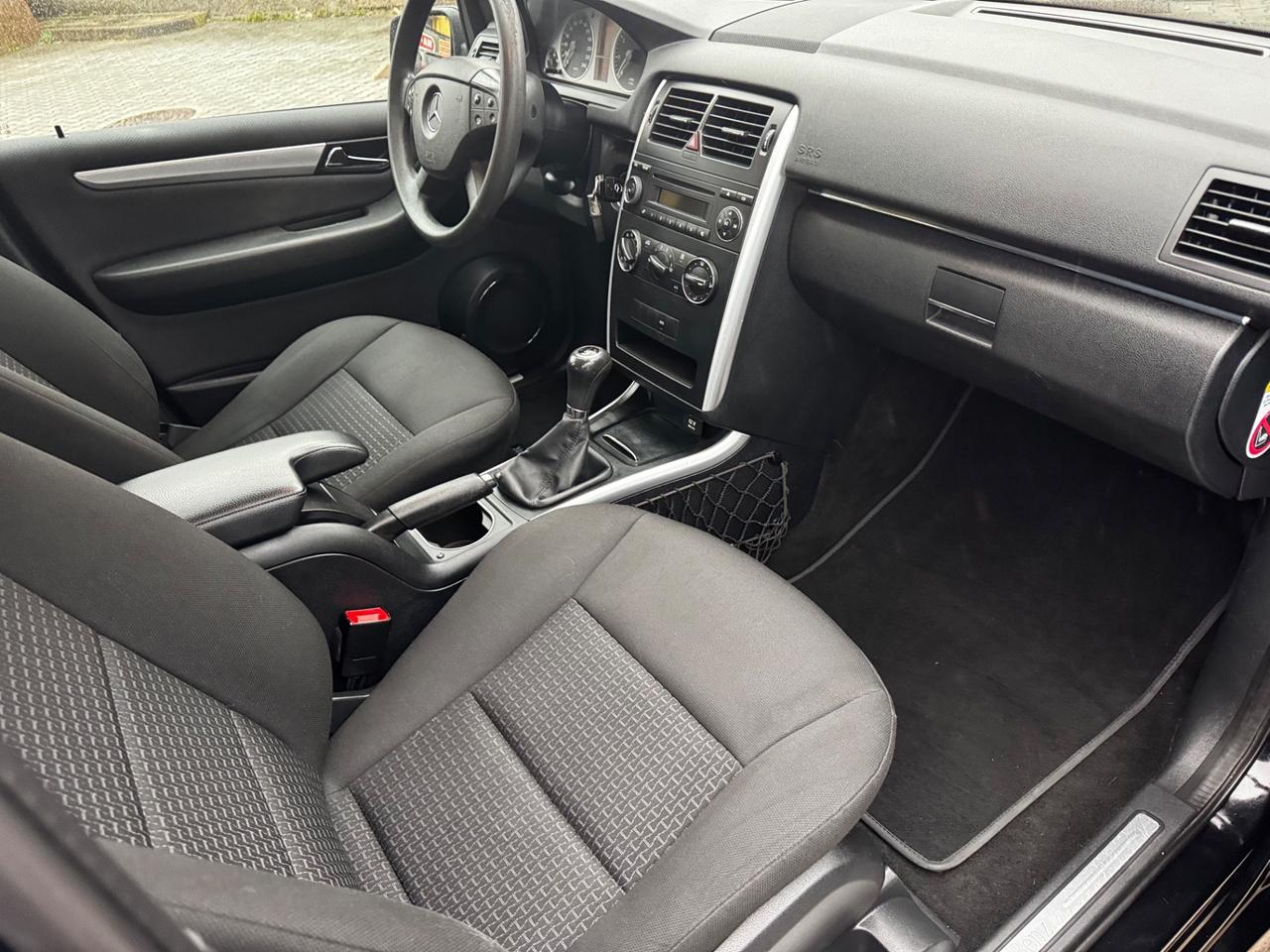 Mercedes-benz B 180 BlueEFFICIENCY neopatentati