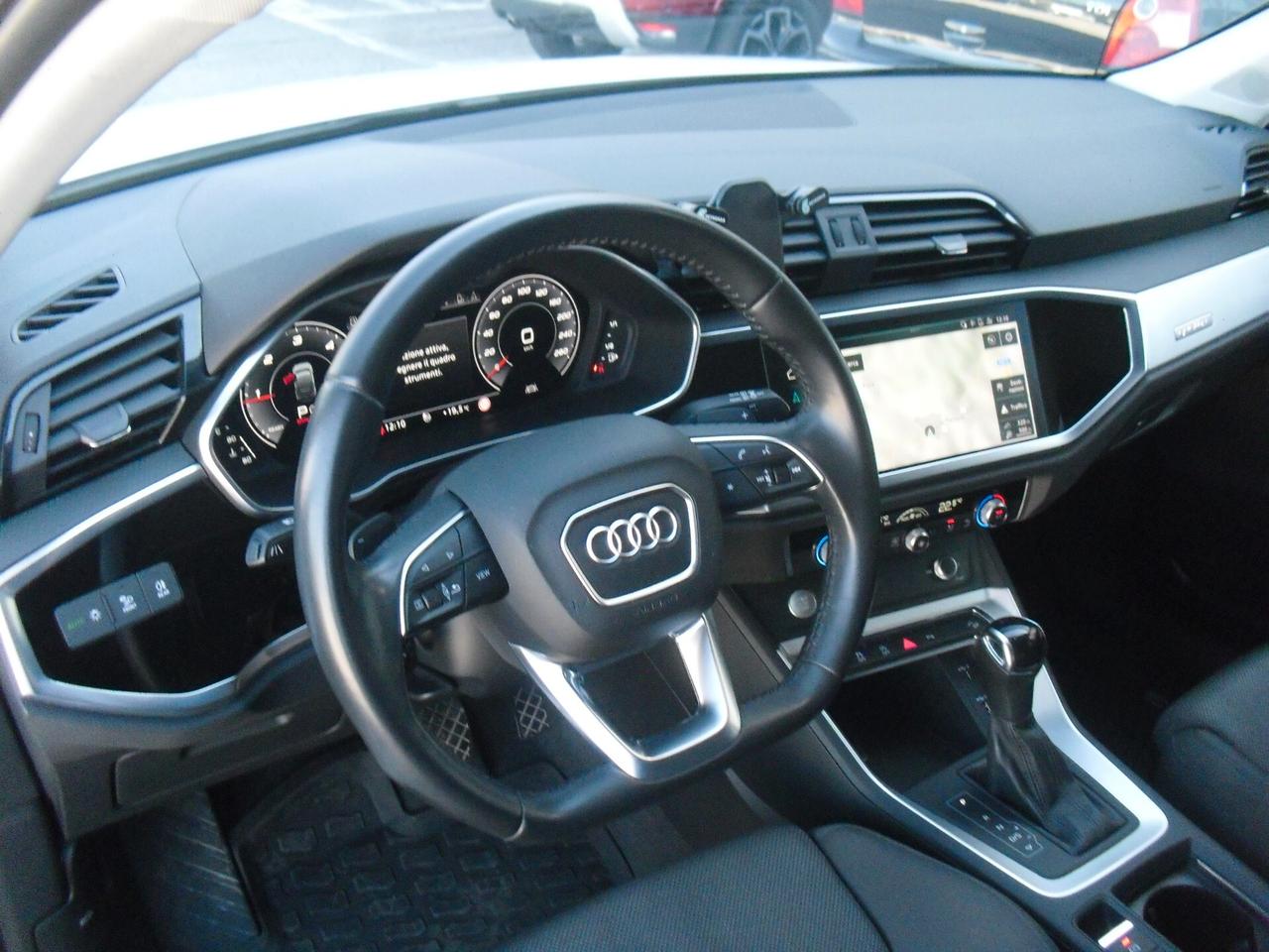 Audi Q3 35 TDI 150cv S tronic Quattro line edition