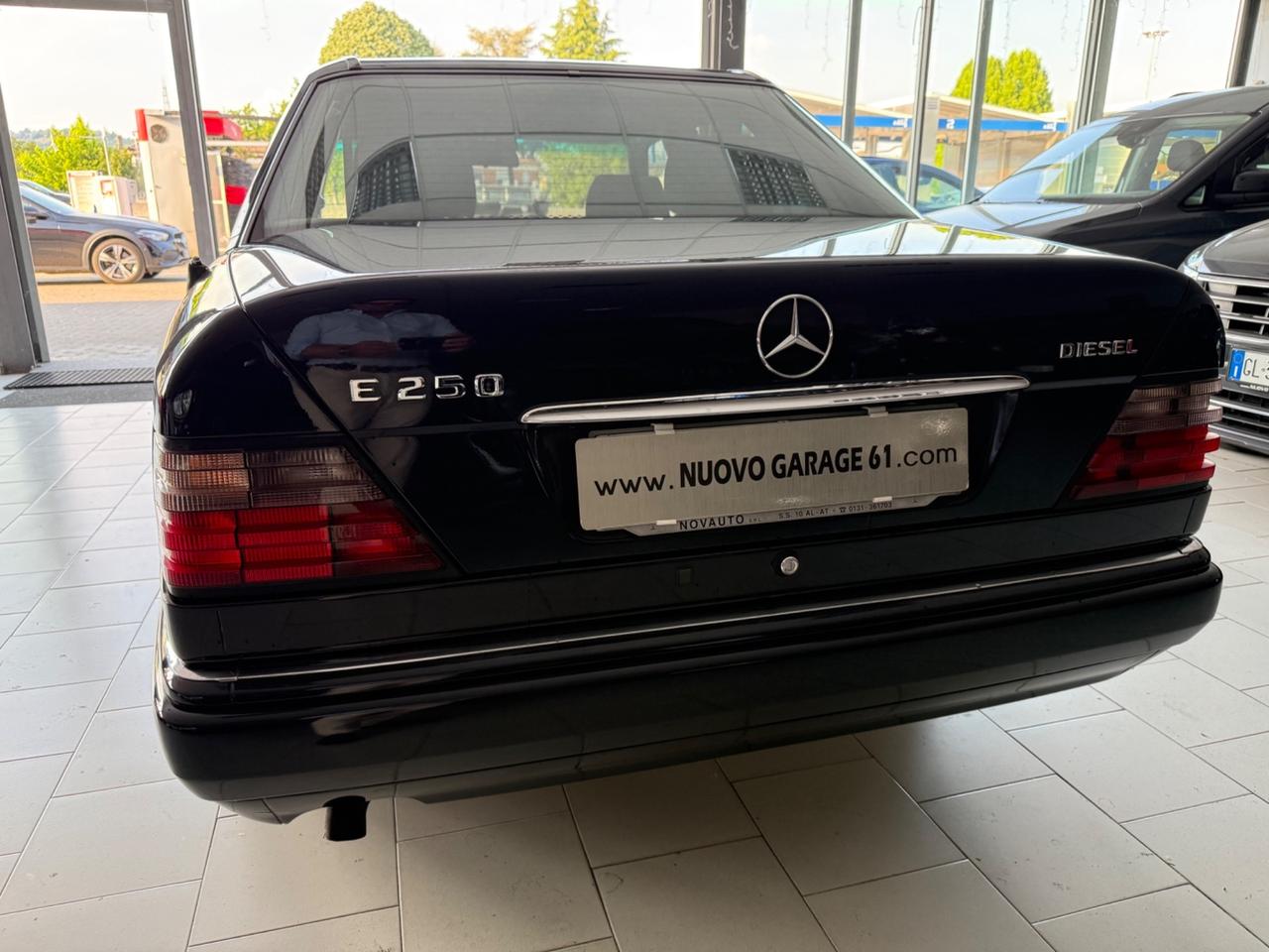 Mercedes-benz E 250 diesel cat Elegance