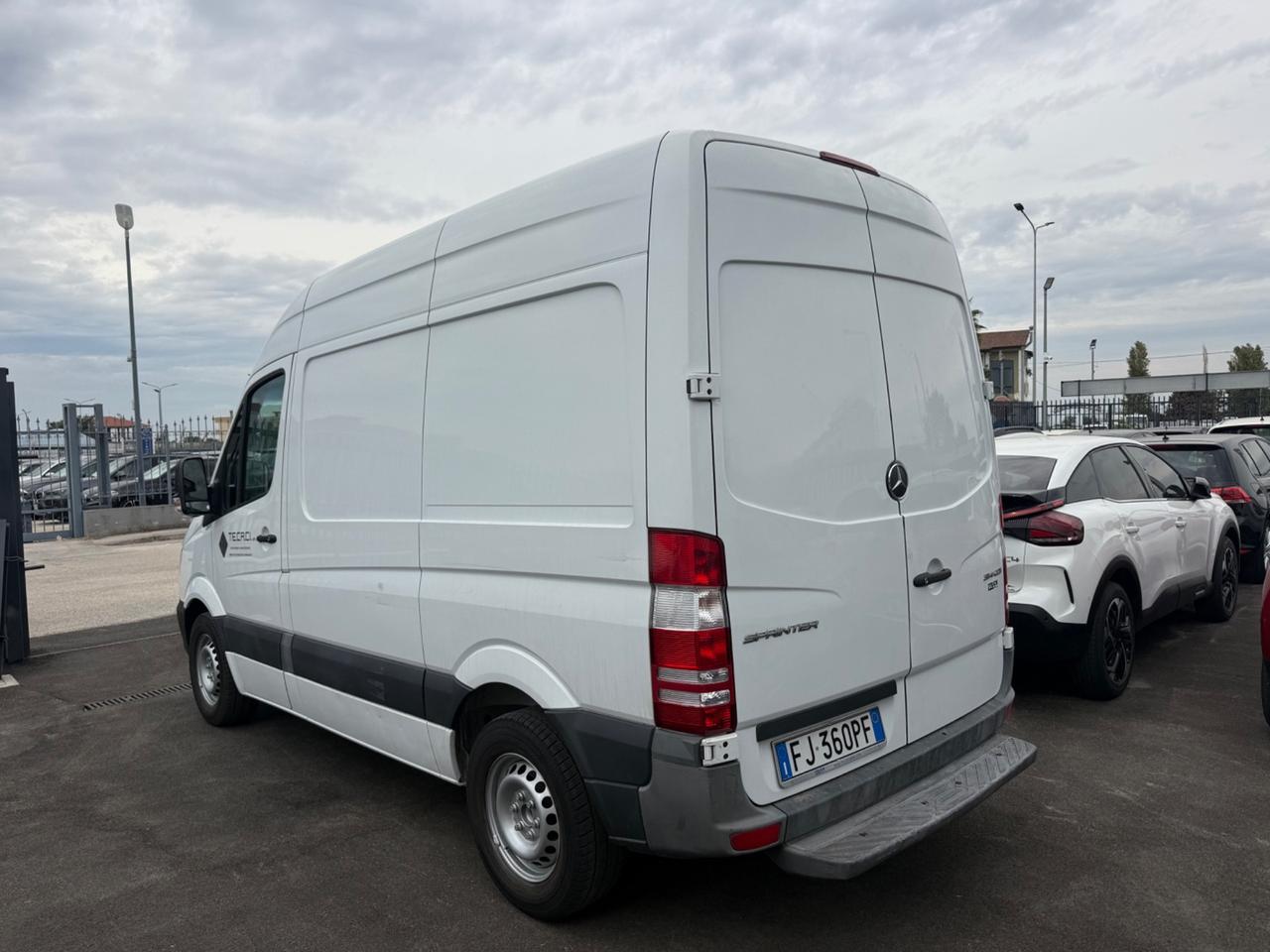 Mercedes Benz Sprinter