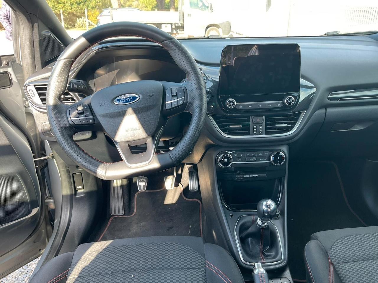 Ford Puma 1.5 CDI EcoBlue 120 CV ST-LINE Design NAVI, XENON FULL LED, CAMERA, TEMPOMAT, CERCHI, GARANTITA!